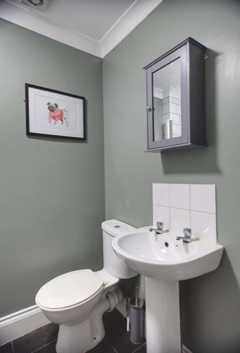 Bathroom 4, Seaview, East Sussex