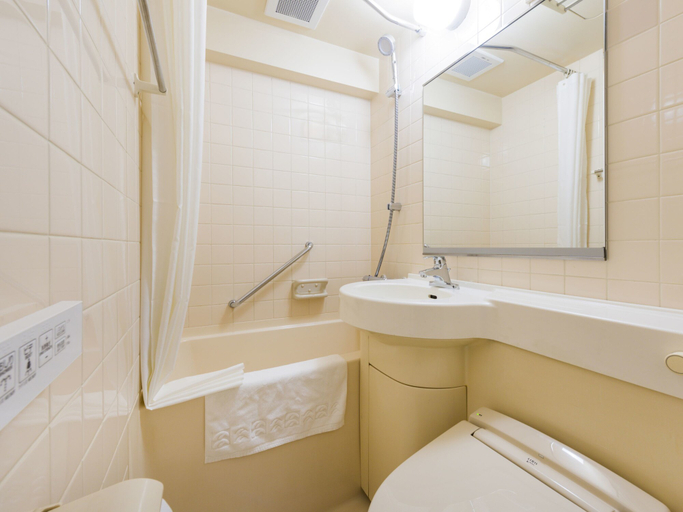 Bathroom 5, Hotel Mystays Sapporo Nakajima Park Annex, Sapporo