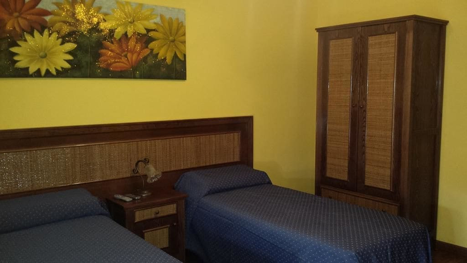 Bedroom 5, Bed and Breakfast Coral Blue, Vibo Valentia