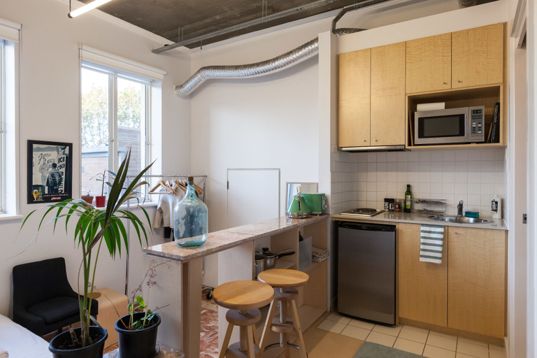 Others 4, LUCINDA, Carlton Studio Apartment, Melbourne