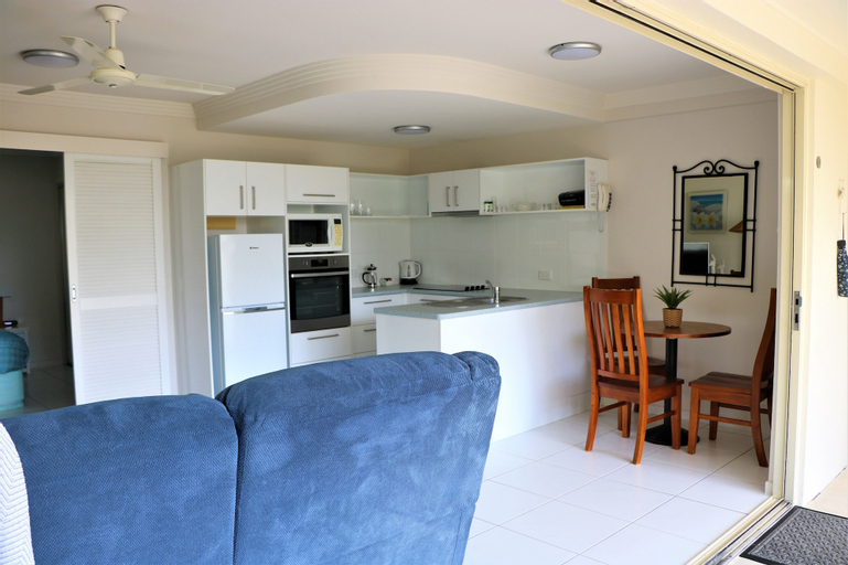 Dining Room 10