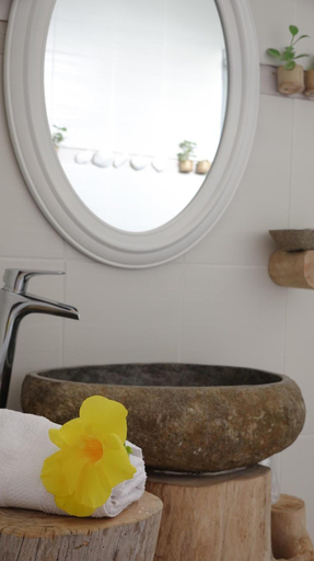 Bathroom 4, Hotel Tante Arlette, Macouba