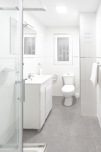 Bathroom, SurTrip Apartamentos - Tórtola II, Granada