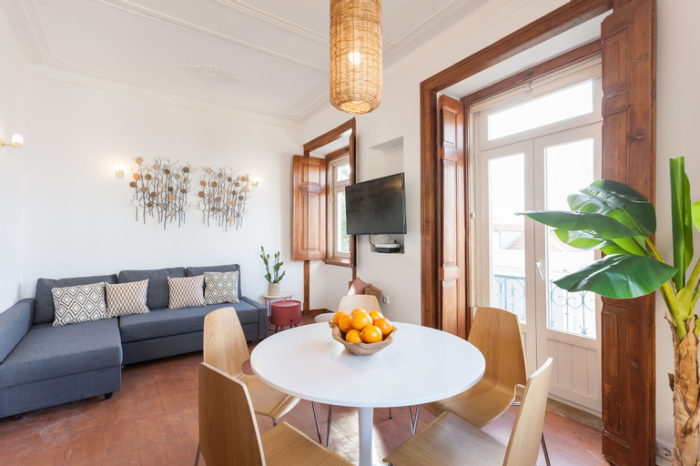 Rossio Vintage Two-Bedroom Apartment - by LU Holidays, Lisboa