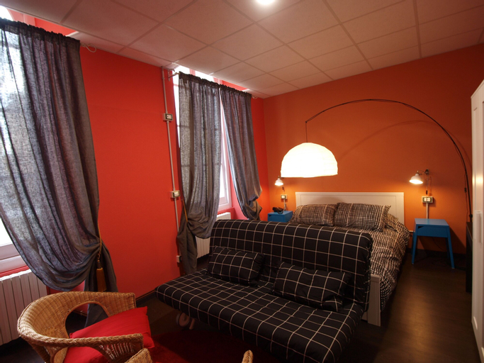 Bedroom 18