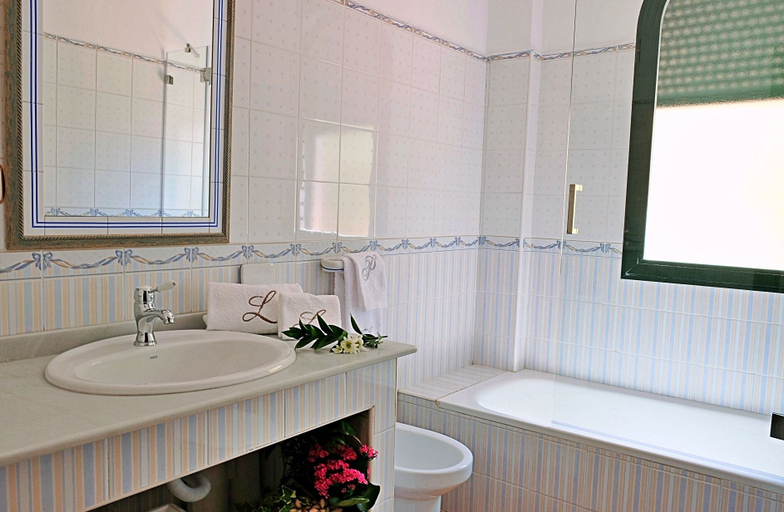 Bathroom 3, Villa La Piedad Otura, Granada