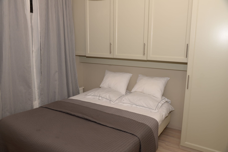 Bedroom 3, AppartBrussels, Bruxelles