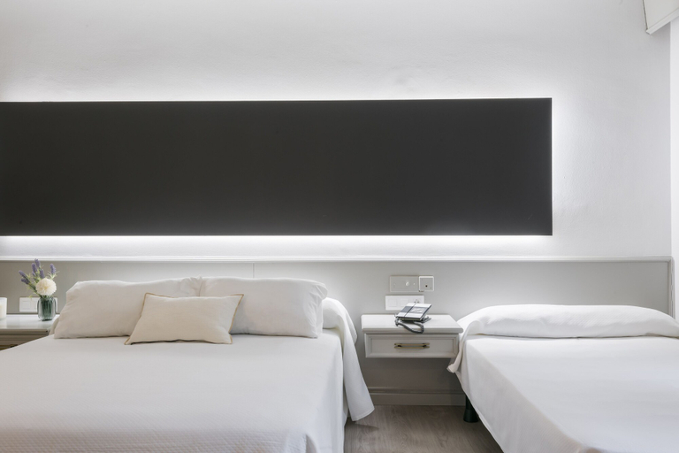 Bedroom 3, Hotel Sansi Park, Lleida