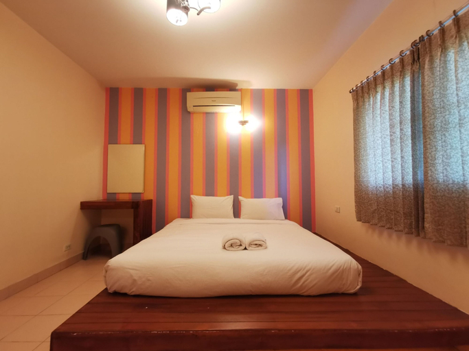 Bedroom 2, Two Fifty Nine Resort, Si Racha