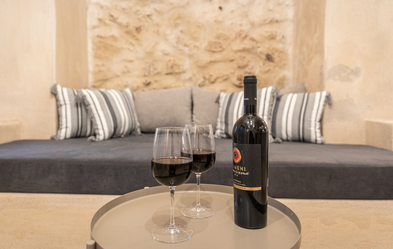 Food & Drinks, OIA CELLARS, South Aegean