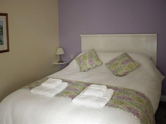 Bedroom 2, The Anchor Inn, South Gloucestershire