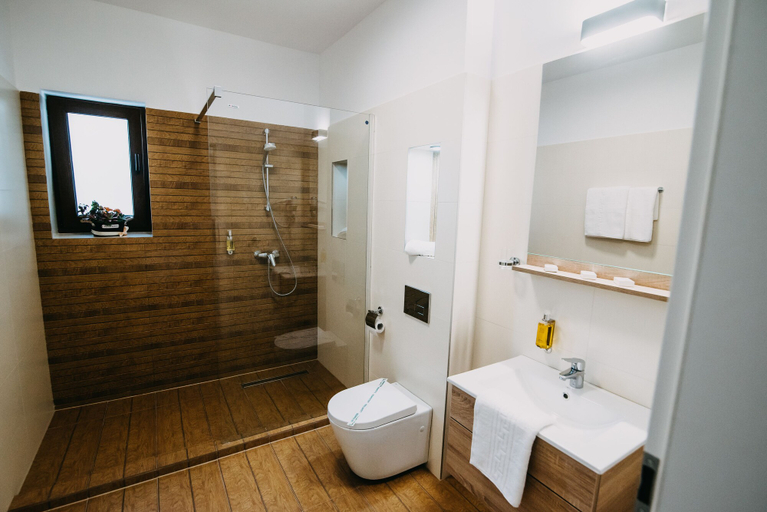 Bathroom 3, Gaudi Accommodation, Cluj-napoca