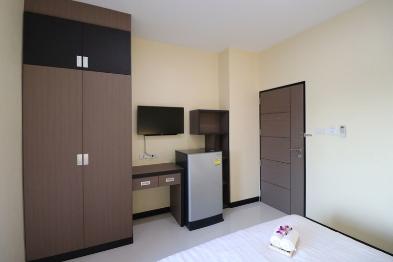 Bedroom 2, Thawan Apartment, Muang Satun