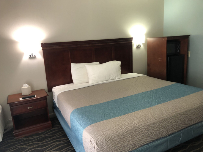 Bedroom 4, Motel 6 Shartlesville, PA, Berks