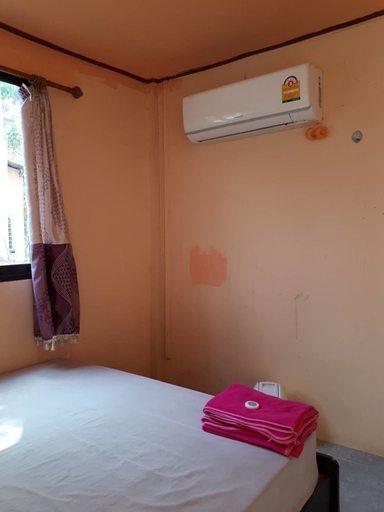 Bedroom 2, Aranya Resort, Prakhon Chai