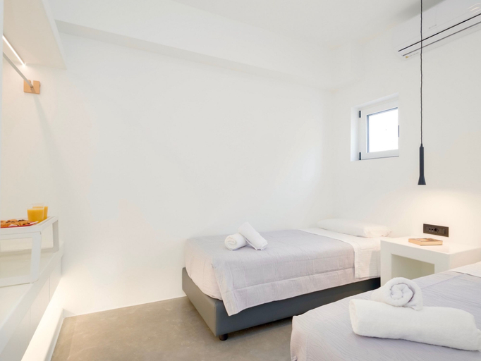 Bedroom 2, Paradiso III, Crete