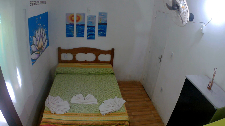 Bedroom 5, Quarto em Kitnet perto da primeira praia, Cairu