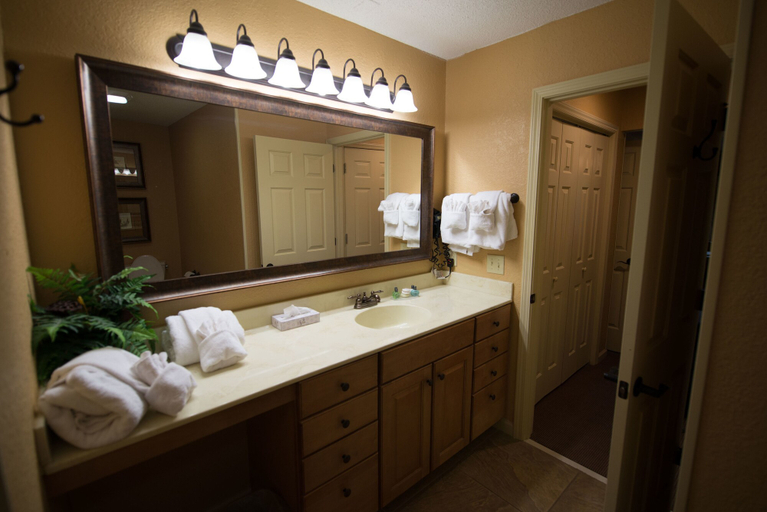 Bathroom 4, Bluegreen Vacations Blue Ridge Village, an Ascend Collection Resort, Avery