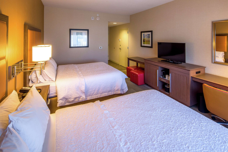 Bedroom 4, Hampton Inn Houston Downtown Convention Center, Houston