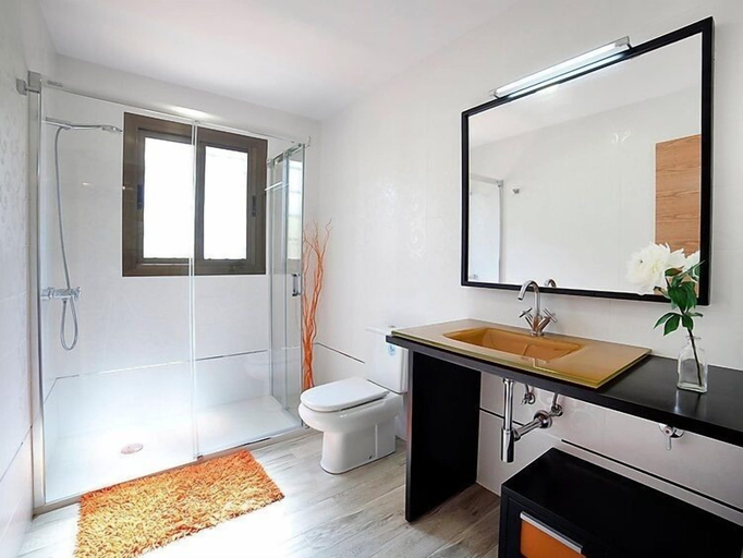 Bathroom 4, Villa Caleta - Plaza Mayor, Alicante