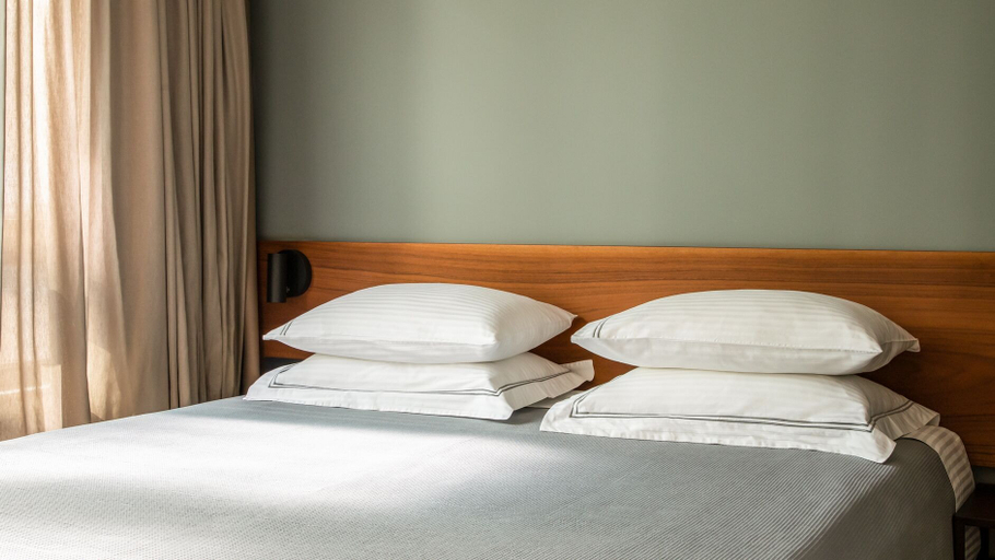Bedroom 4, Kin Athens, Attica