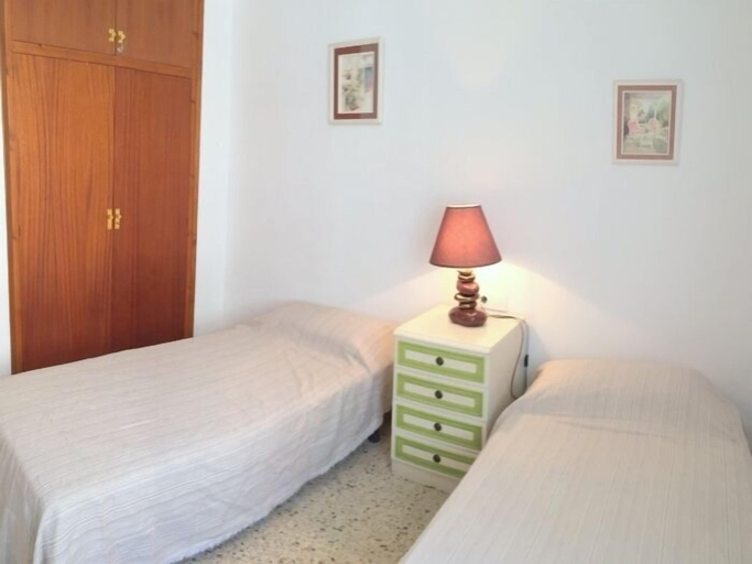 Bedroom 2, Apartamento Eugeni Ors 6, Girona