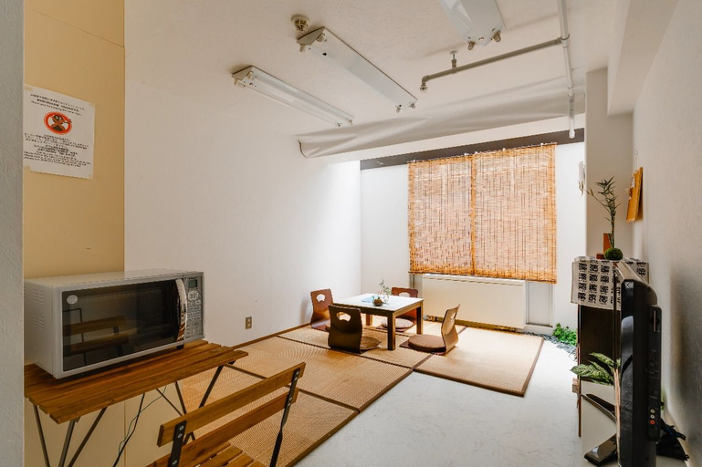 Others 5, Imperial-Semba, Osaka