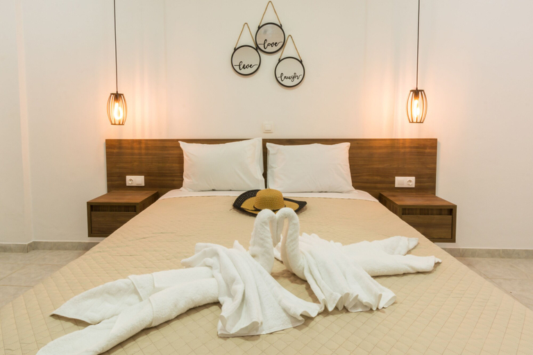 Bedroom 3, Euphoria Complex, Ionian Islands