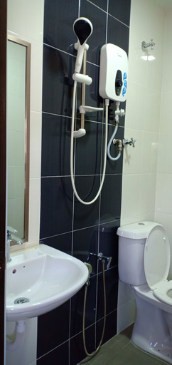 Bathroom 4, Purple Dream Homestay, Kuala Langat