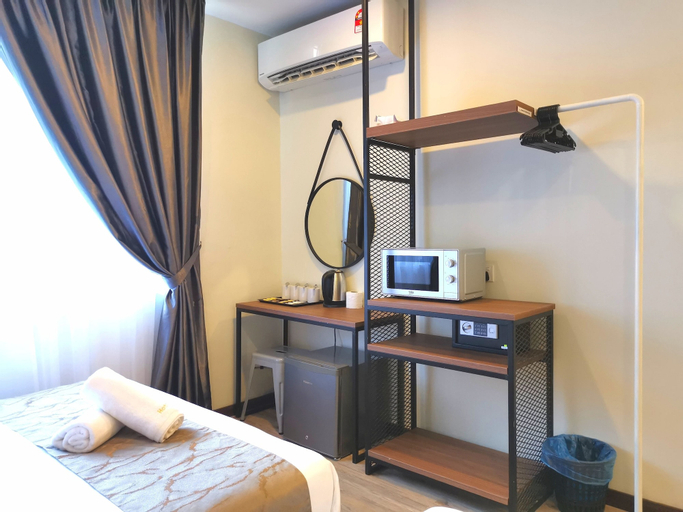 Bedroom 25