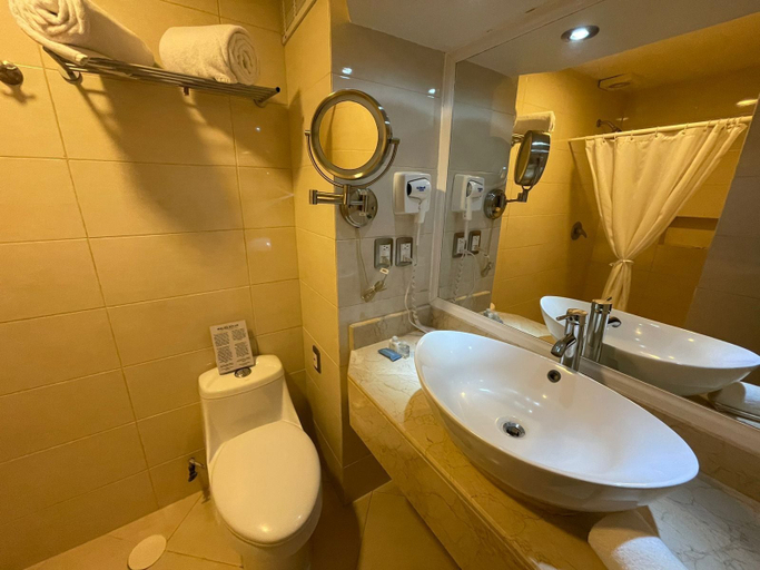 Bathroom 5, Hotel Real del Bosque Golf and Spa, Tula de Allende