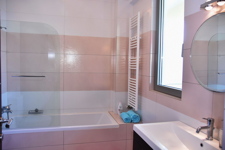 Bathroom 4, Beach Front Villa Katrin, Crete