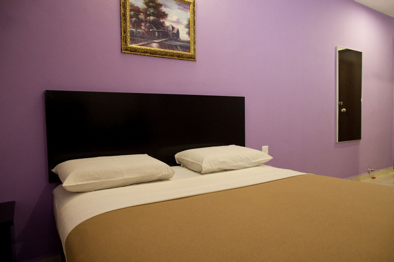 Bedroom 3, Hotel Ria, Johor Bahru