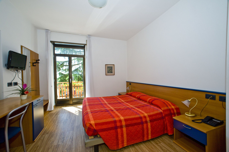 Bedroom 4, Hotel Antica Croce, Trento