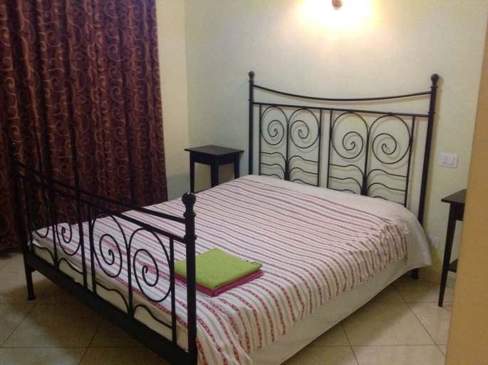 Bedroom 3, Vittoria & Botel Inn, Rome