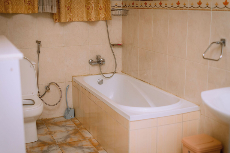 Bathroom, 70 KG 13 Ave, Gasabo