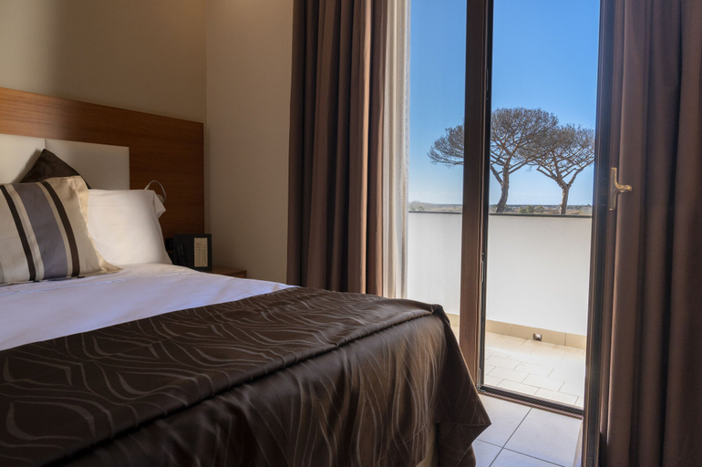 Bedroom 5, Hotel Agora, Sure Hotel Collection by Best Western, Napoli