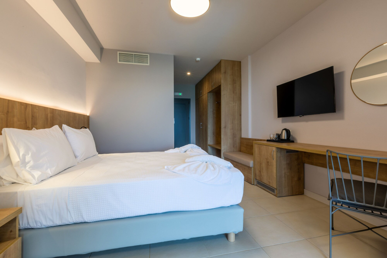 Bedroom 3, White Olive Elite Rethymno - All Inclusive, Crete