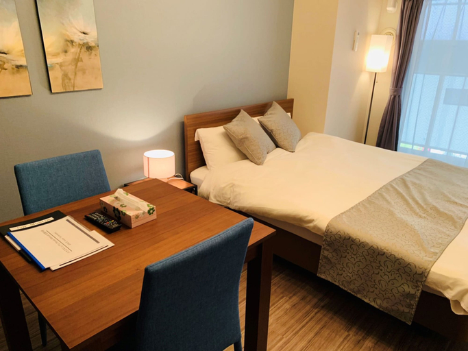 Bedroom 2, At RLiS House Tsutenkaku, Osaka