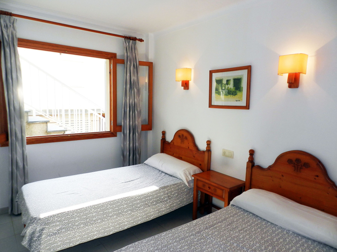 Bedroom 3, Apartaments Marina Sol i Pins, Baleares