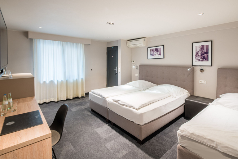 Bedroom 2, Hotel Cult, Frankfurt am Main