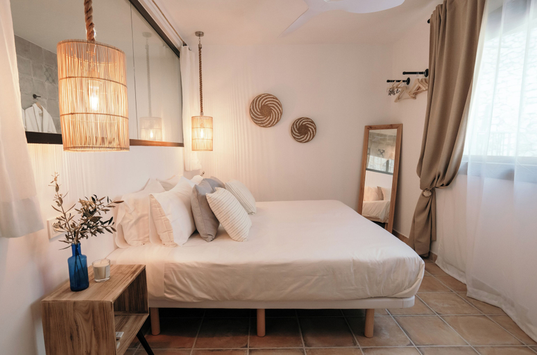 Bedroom 2, Hearts & Home, Málaga
