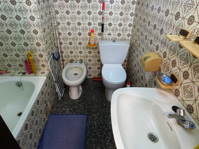 Bathroom 4, Estudio La Masía - A168, Girona