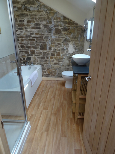 Bathroom 3, Hollamoor Farm B&B, Devon