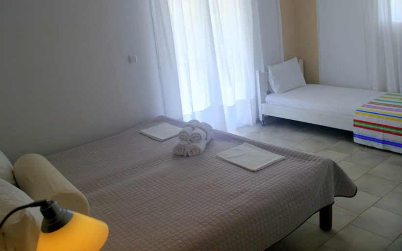 Bedroom 3, Giota Rooms, West Greece