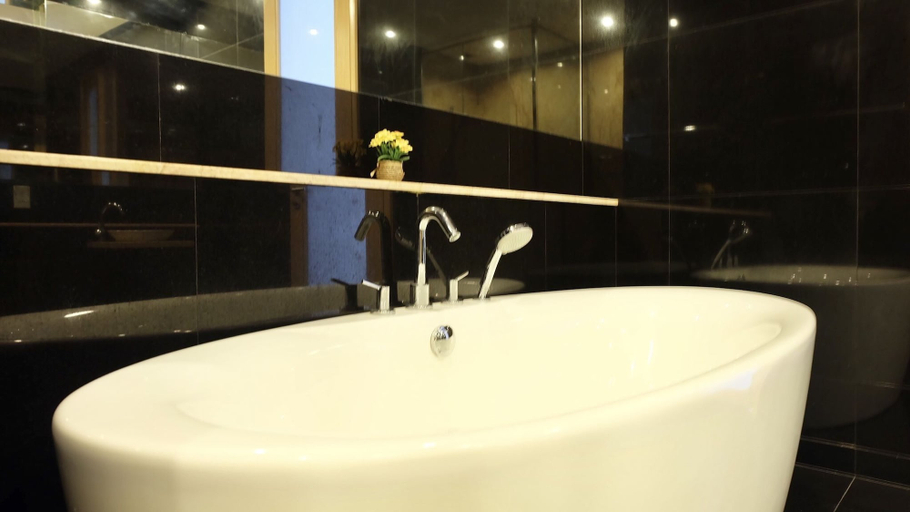Bathroom 5, Resort Style Apartment Suites KLCC, Kuala Lumpur
