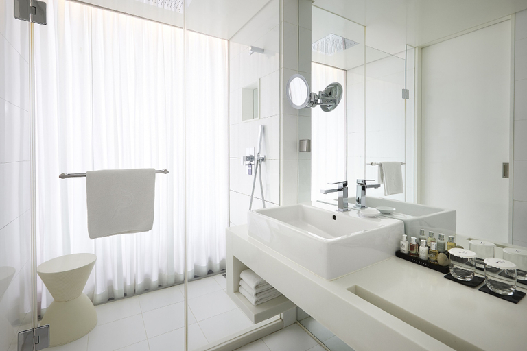 Bathroom 5, THE PLAZA Seoul, Autograph Collection, Jung