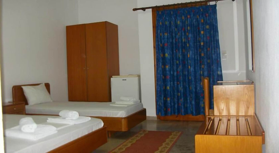 Bedroom 4, Samaria Pension & Restaurant, Crete