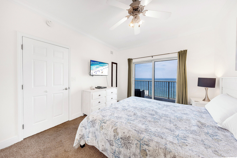 Bedroom 3, Crystal Tower Condos, Baldwin