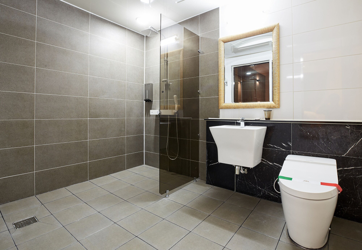Bathroom 5, Noble Stay Hotel, Jangseong
